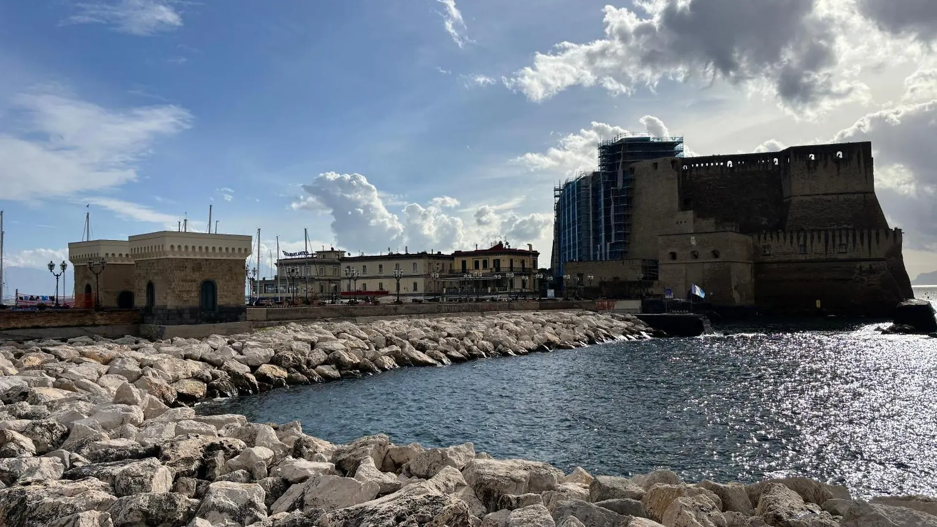 Rosso Napoli Locazioni Brevi Villa Italy