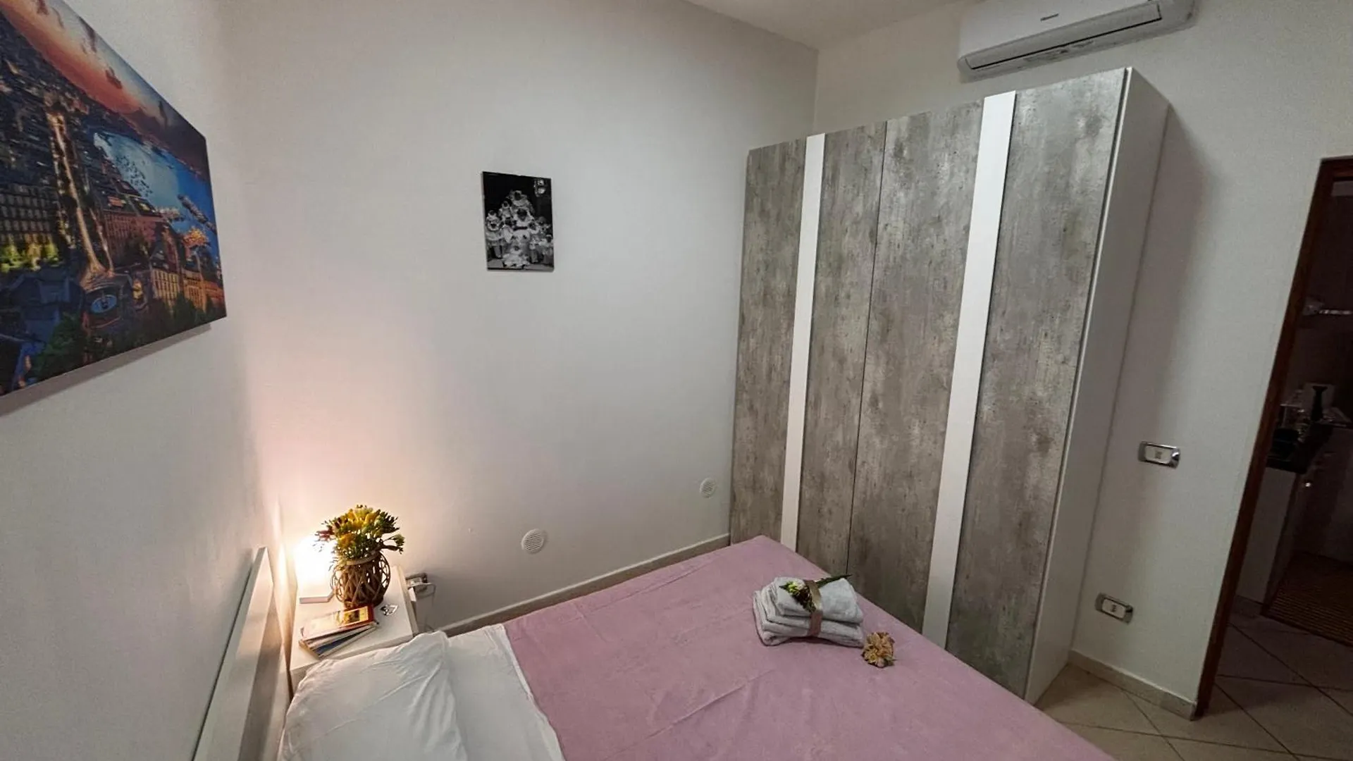 Rosso Napoli Locazioni Brevi Villa