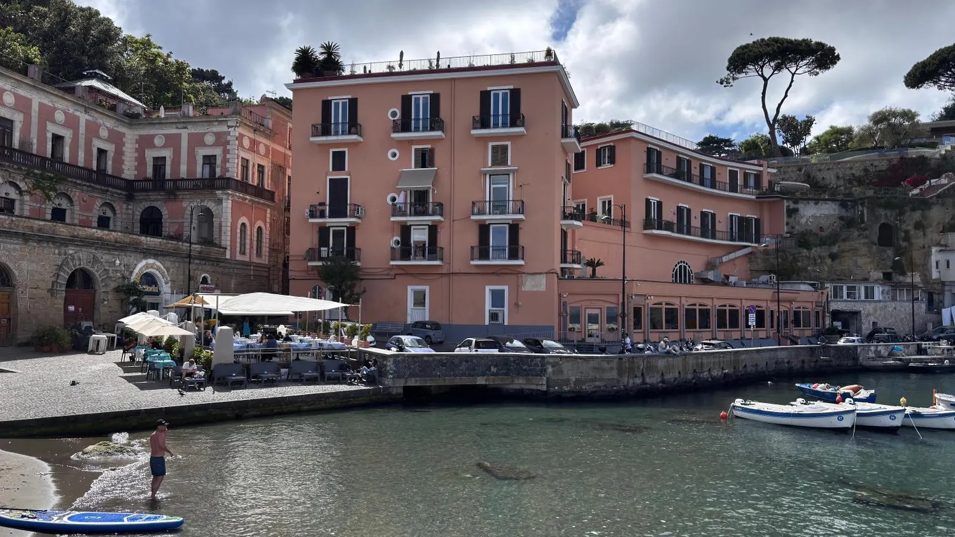 Rosso Napoli Locazioni Brevi Villa İtalya
